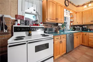 715 W State St, Coopersburg Boro, PA 18036 - Photo 18