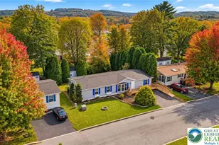 4181 Heritage Ln, Lehigh Township, PA 18088 - Photo 1