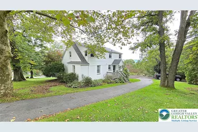 1349 Beverly Hills Road, Lower Milford Township, PA 18036 - Photo 4