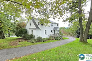 1349 Beverly Hills Rd, Lower Milford Township, PA 18036 - Photo 4