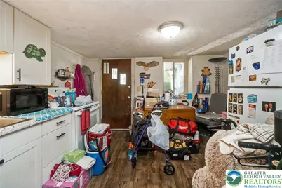310 E Snyder Avenue, Lansford, PA 18232 - Photo 2