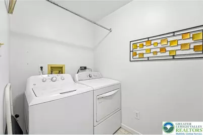 2672 Rolling Green Place, Macungie Boro, PA 18062 - Photo 10