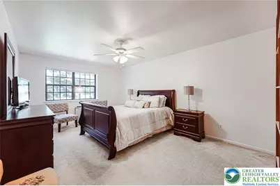 2672 Rolling Green Place, Macungie Boro, PA 18062 - Photo 30