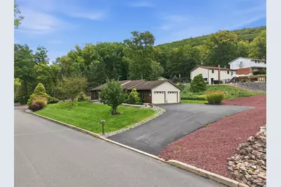21 Park Avenue, Nesquehoning Boro, PA 18240 - Photo 4