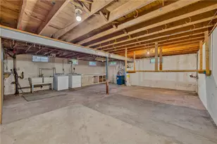 7485 Catalpa Dr, Lower Macungie Township, PA 18062 - Photo 32