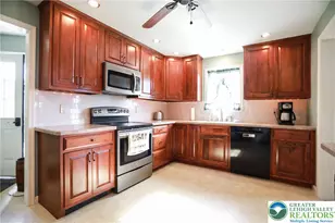 6373 Chestnut St, Upper Milford Township, PA 18092 - Photo 8