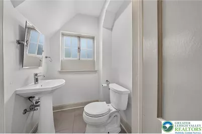 428 Northampton Street #2R, Easton, PA 18042 - Photo 6