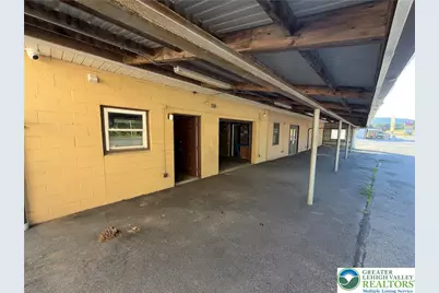 4683 Lehigh Drive, Lehigh Township, PA 18088 - Photo 6