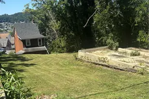 901 Vernon St, Bethlehem City, PA 18015 - Photo 6