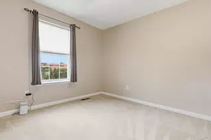 256 Milkweed Dr, Allentown City, PA 18104 - Photo 28
