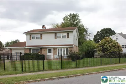 2104 Pinehurst Road, Bethlehem City, PA 18018 - Photo 32