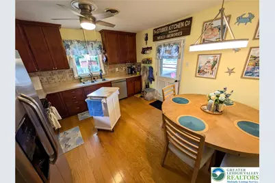 1617 W Pennsylvania Street, South Whitehall Township, PA 18102 - Photo 10