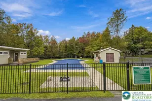 425 Scotch Pine Dr, Pocono Summit, PA 18346 - Photo 12