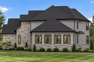 4121 Meadow View Dr, Bethlehem Township, PA 18020 - Photo 2