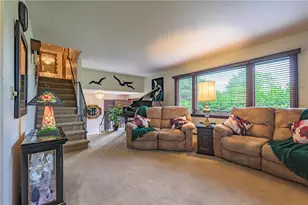 4683 Steven Ln, Lehigh Township, PA 18088 - Photo 4