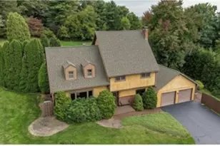 4683 Steven Ln, Lehigh Township, PA 18088 - Photo 1