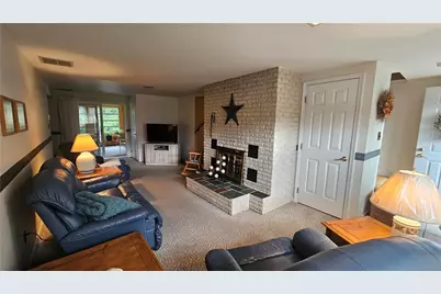 3549 Lumar Street, North Whitehall Township, PA 18069 - Photo 4