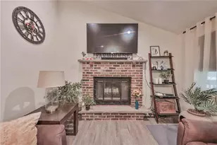 24 Turkey Ridge Rd, Middle Smithfield, PA 18302 - Photo 12