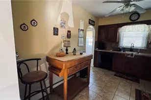 1433 N 29th St, South Whitehall Township, PA 18104 - Photo 8