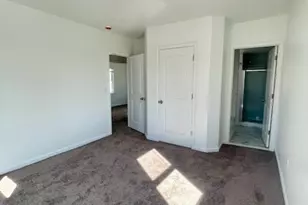 151 Utica Ave, Wind Gap, PA 18091 - Photo 10
