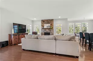 1700 Mountain View Dr, Lower Saucon Township, PA 18015 - Photo 12