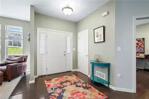1700 Mountain View Dr, Lower Saucon Township, PA 18015 - Photo 4