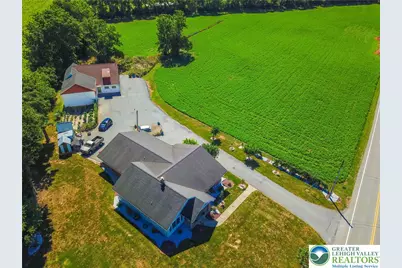 578 Daniels Road, Lower Nazareth Twp, PA 18064 - Photo 6