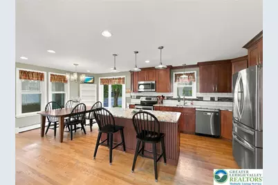 1873 Whitehall Avenue, South Whitehall Township, PA 18104 - Photo 4