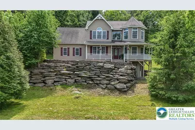 312 Reagan Drive, East Stroudsburg, PA 18301 - Photo 2
