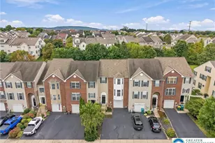 5607 Spring Ridge Dr, Macungie Boro, PA 18062 - Photo 2