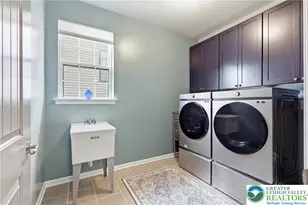 3520 Gentlewind Wy, Emmaus Boro, PA 18049 - Photo 8