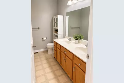 1105 King Way, Upper Macungie Township, PA 18031 - Photo 12