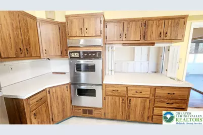 928 Linden Street 1 # On 2nd Floor, Bethlehem, PA 18018 - Photo 10