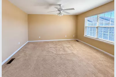 233 Snapdragon Way, Upper Macungie Township, PA 18104 - Photo 16
