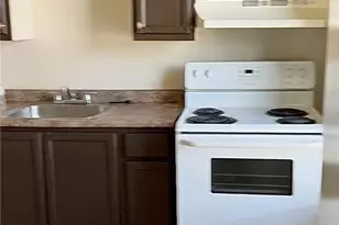 402 Ridge Ave, Allentown City, PA 18102 - Photo 2