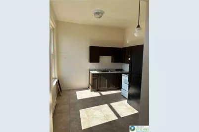 402 Ridge Avenue #3B, Allentown City, PA 18102 - Photo 2