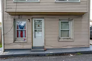 875 Jerome St, Allentown City, PA 18109 - Photo 2