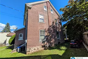 823 Broadway, Bethlehem City, PA 18015 - Photo 24