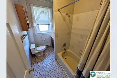 823 Broadway, Bethlehem City, PA 18015 - Photo 10