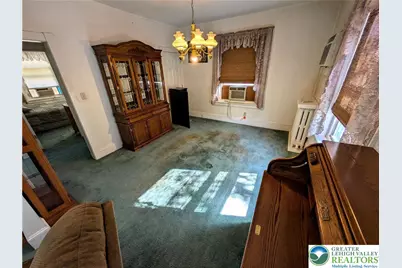 823 Broadway, Bethlehem City, PA 18015 - Photo 12