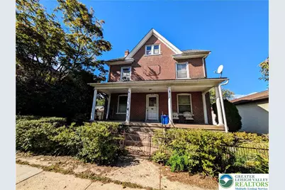 823 Broadway, Bethlehem City, PA 18015 - Photo 1