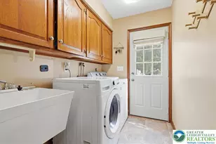 2101 Schroettner Cir, Moore Township, PA 18064 - Photo 26