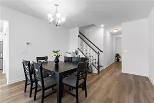 8 Lone Fox Ln, Palmer Twp, PA 18045 - Photo 6