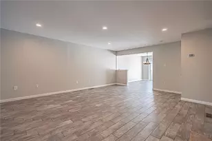 1698 Brookstone Dr, Lower Macungie Township, PA 18011 - Photo 4