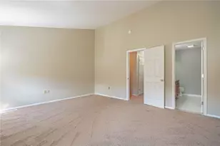 1698 Brookstone Dr, Lower Macungie Township, PA 18011 - Photo 16