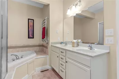 1235 Monarch Lane, Upper Macungie Township, PA 18031 - Photo 16