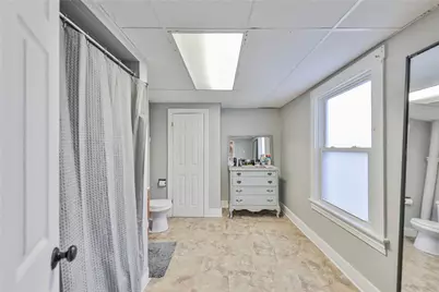 1017 W Berwick Street, Easton, PA 18042 - Photo 16