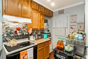1016 Spring Garden St, Allentown City, PA 18102 - Photo 10