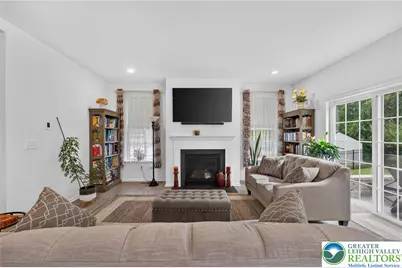 1011 Fehnel Drive, Palmer Twp, PA 18045 - Photo 6