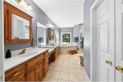 1673 Kevin Drive, Bethlehem City, PA 18015 - Photo 14